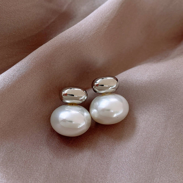 Ode to the Isles - Pearl Earrings